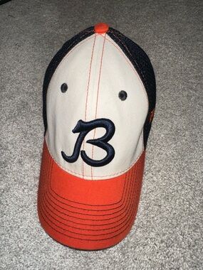 Chicago Bears 39Thirty 'B' Trucker Hat Small-Medium